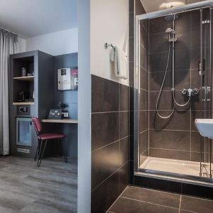 Double Room Large City